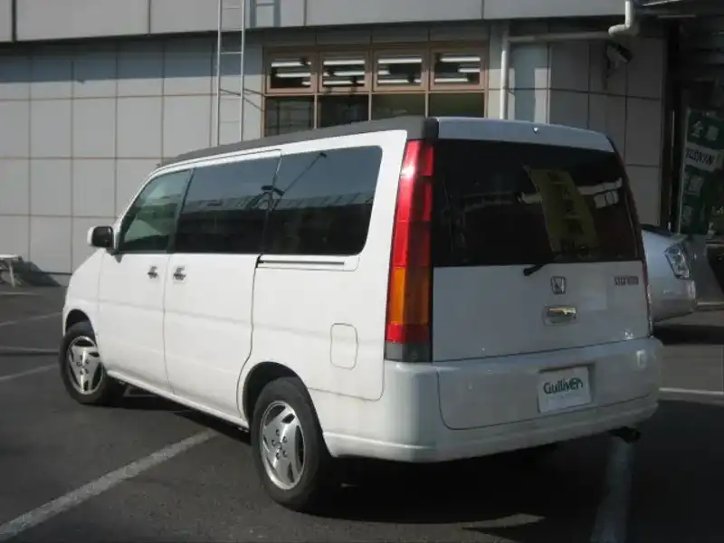 2003206 | カタログ画像：ステップワゴン（STEPWAGON） Ｎ ５人乗り ポップアップシート 2000年8月 GF-RF1 2000cc タフタホワイト 外装