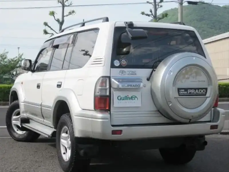 カタログ画像：ランドクルーザープラド（LAND CRUISER PRADO） ＴＳ 1999年6月 KH-KZJ95W 3000cc クリスタルシルバーパールメタリック 燃費9.3km / l  バック