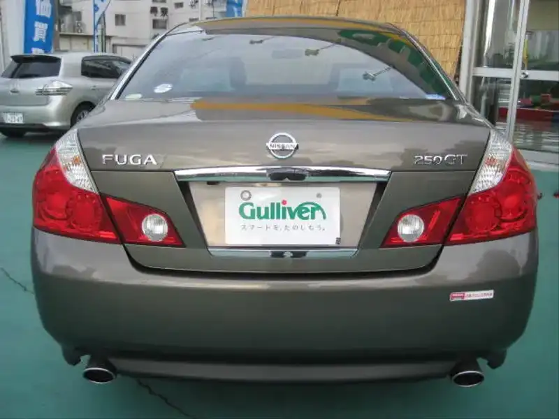 10033980 | カタログ画像：フーガ（FUGA） ２５０ＧＴスタイリッシュシルバーレザー 2006年5月 CBA-Y50 2500cc グレイッシュブロンズ（Ｍ） バック