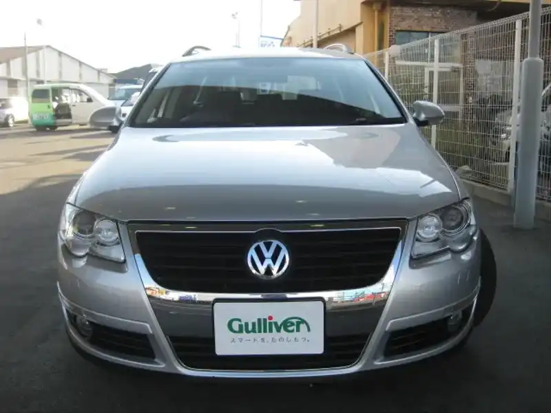 カタログ画像：パサートヴァリアント（PASSAT VARIANT） ２．０ 2007年1月 GH-3CBVY 2000cc リフレックスシルバーメタリック 燃費11.0km / l  フロント