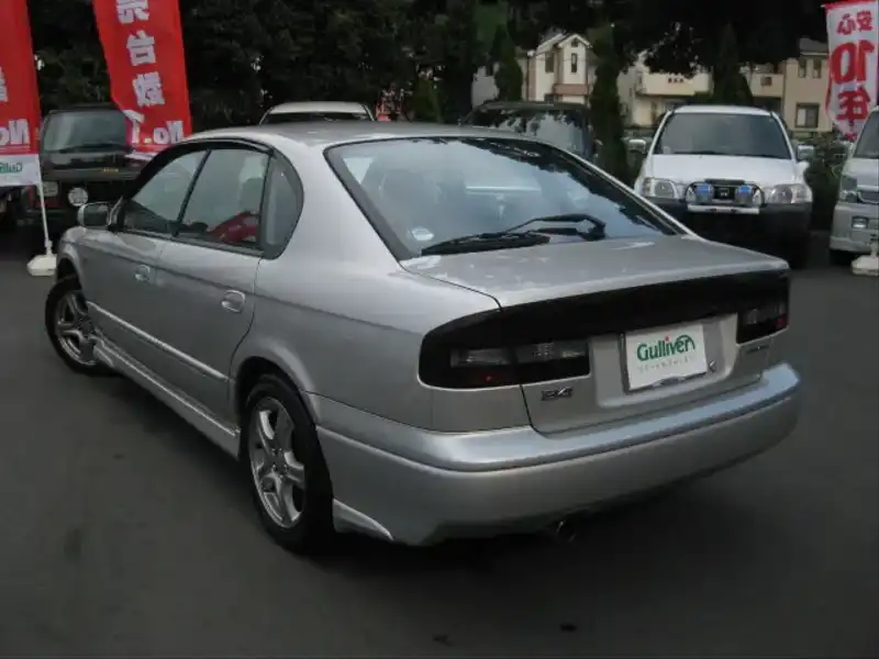 カタログ画像：レガシィＢ４（LEGACY B4） ＲＳタイプＢ 1999年11月 GF-BE5 2000cc アークティックシルバー・メタリック 燃費11.8km / l  バック