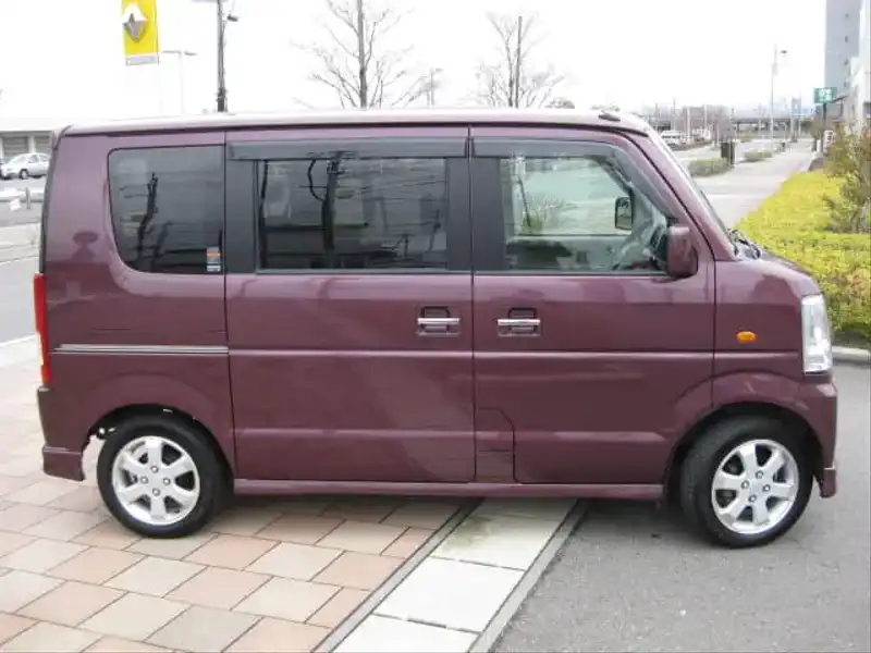 カタログ画像：エブリイワゴン（EVERY WAGON） ＰＺターボスペシャル 2005年8月 ABA-DA64W 660cc ディープローズレッドパールメタリック 燃費15.0km / l  外装