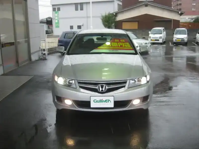 カタログ画像：アコード（ACCORD） ２０ＥＬ 2005年11月 DBA-CL7 2000cc アラバスターシルバー・メタリック 燃費13.8km / l  フロント