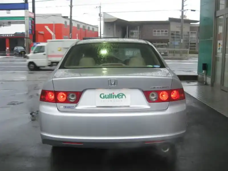 10030770 | カタログ画像：アコード（ACCORD） ２０ＥＬ 2005年11月 DBA-CL7 2000cc アラバスターシルバー・メタリック バック