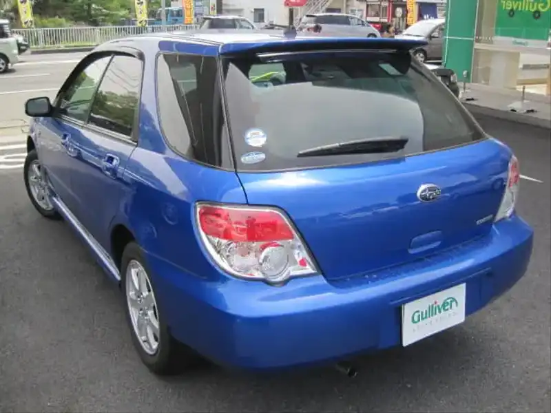 10034655 | カタログ画像：インプレッサスポーツワゴン（IMPREZA SPORTS WAGON） １．５ｉ 2006年6月 LA-GG2 1500cc ＷＲブルー・マイカ バック