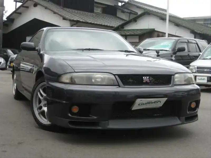 カタログ画像：スカイライン（SKYLINE） ＧＴ－Ｒ 1995年1月 E-BCNR33 2600cc ミッドナイトパープル（Ｐ） 燃費8.1km / l  メイン（その他）