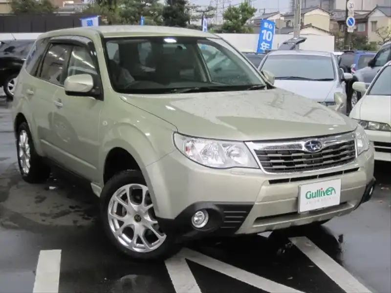 カタログ画像：フォレスター（FORESTER） ２．０ＸＳ ブラックレザーリミテッド 2008年8月 DBA-SH5 2000cc サンライトゴールド・オパール 燃費13.8km / l  メイン（その他）