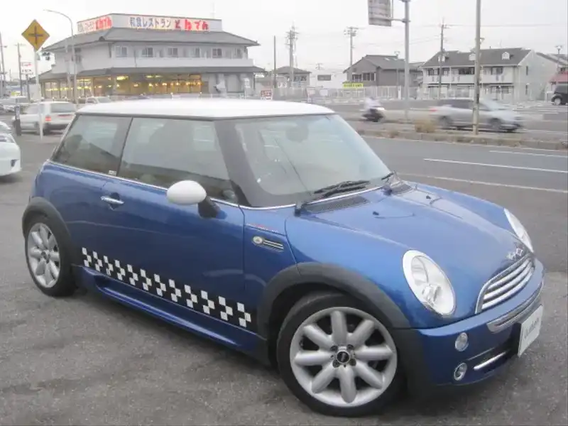 カタログ画像：ＭＩＮＩ（MINI） ワン 2005年9月 GH-RA16 1600cc ハイパー・ブルー（メタリック） 燃費14.0km / l  メイン（その他）