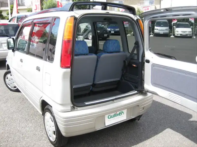 カタログ画像：ムーヴ（MOVE） ＳＲ 1997年5月 E-L610S 660cc シルバーメタリック 燃費15.6km / l  外装