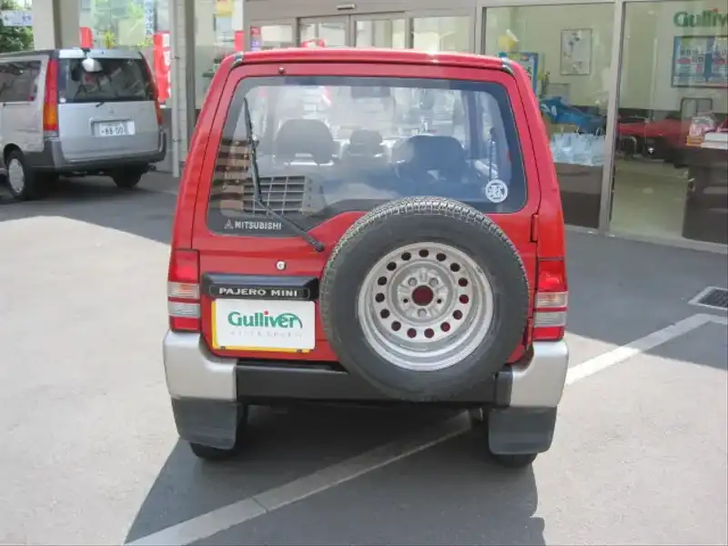 カタログ画像：パジェロミニ（PAJERO MINI） ＶＲ－Ⅱ 1996年6月 E-H56A 660cc パルマーレッド（Ｓ）／シンフォニックシルバー（Ｍ）・２トーン 内装