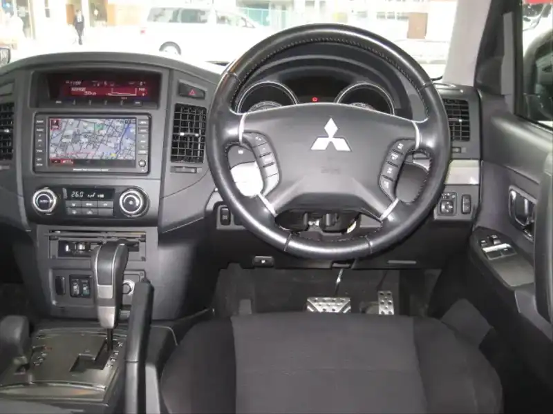 カタログ画像：パジェロ（PAJERO） ショート ＶＲ－Ⅱ 2007年10月 CBA-V87W 3800cc ブラックマイカ／ミディアムグレーマイカ 内装