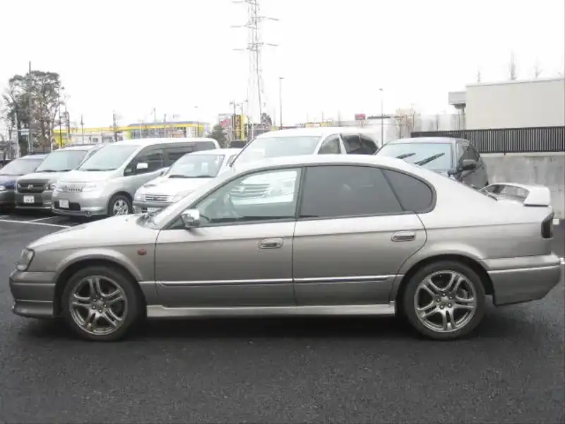 カタログ画像：レガシィＢ４（LEGACY B4） ＲＳＫ 2001年5月 TA-BE5 2000cc プレミアムシルバー・メタリック 燃費11.4km / l  外装