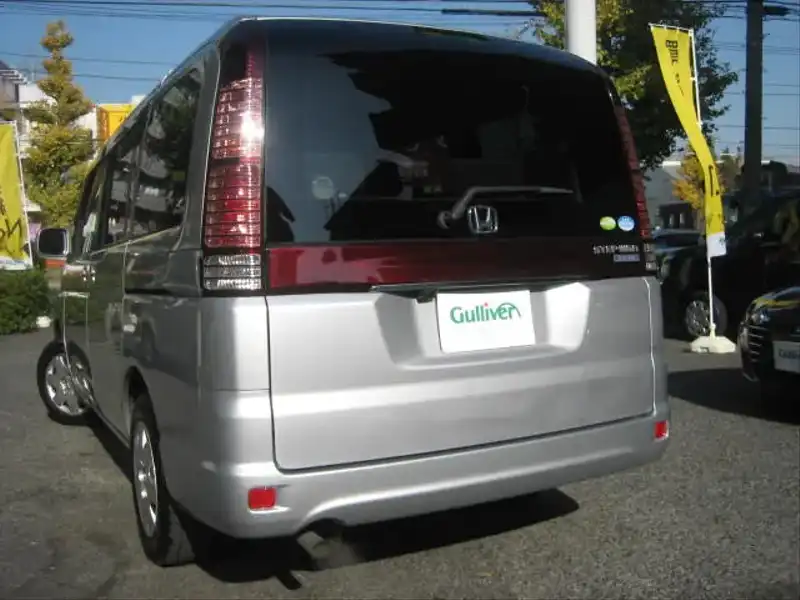 10021675 | カタログ画像：ステップワゴン（STEPWAGON） Ｇ 2004年6月 CBA-RF4 2000cc サテンシルバー・メタリック 外装