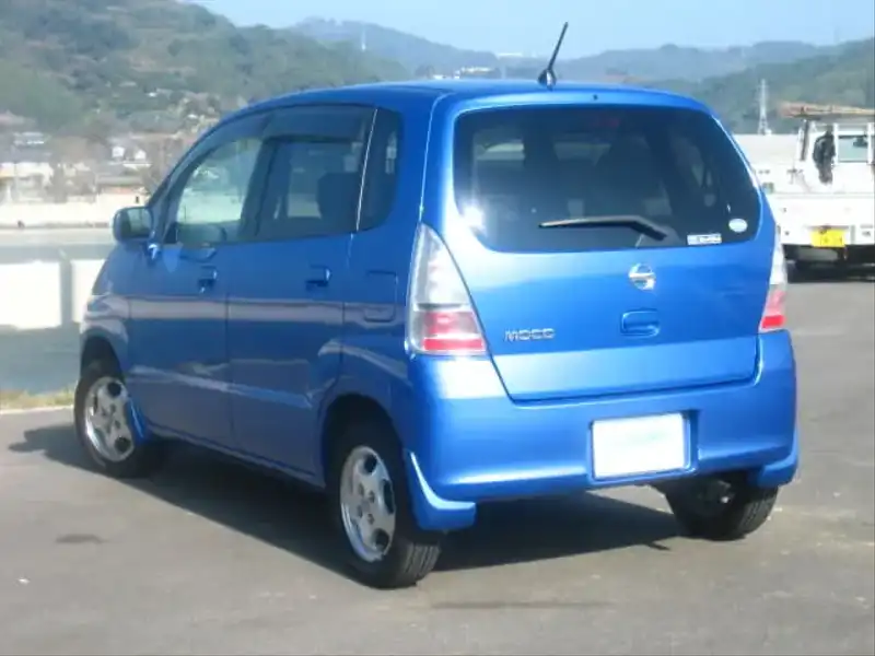 カタログ画像：モコ（MOCO） Ｑ 2004年2月 UA-MG21S 660cc キプロスブルー（Ｍ） 燃費18.8km / l  バック