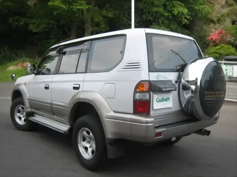 カタログ画像：ランドクルーザープラド（LAND CRUISER PRADO） ＴＳ 1998年1月 KD-KZJ95W 3000cc クリスタルシルバーパールメタリック バック