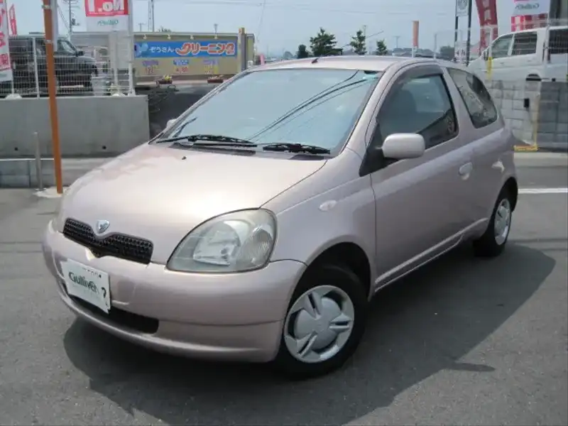 カタログ画像：ヴィッツ（VITZ） Ｆ Ｄパッケージ スカイブルーバージョン 2001年4月 TA-NCP15 1300cc ペールローズメタリックオパール 燃費18.2km / l  フロント