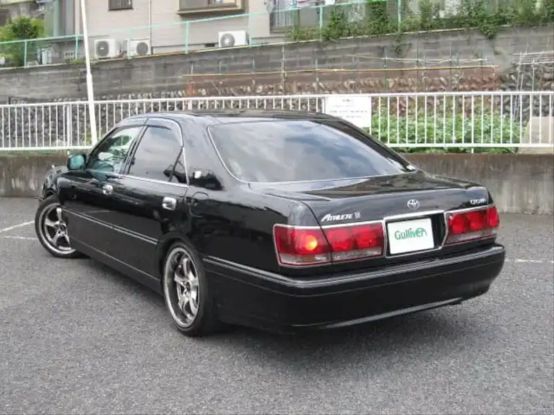 カタログ画像：クラウン（CROWN） アスリートＶ プレミアムスポーツセレクション 2000年8月 GH-JZS171 2500cc ブラック 燃費9.2km / l  バック