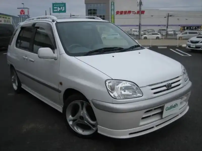 1006116 | カタログ画像：ラウム（RAUM） ペア・ベンチ 1999年8月 GF-EXZ15 1500cc ホワイトパールマイカ メイン（その他）