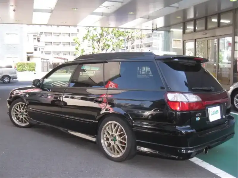 カタログ画像：レガシィツーリングワゴン（LEGACY TOURING WAGON） ＧＴ－ＶＤＣ 1999年5月 GF-BH5 2000cc ブラック・マイカ 燃費10.6km / l  バック