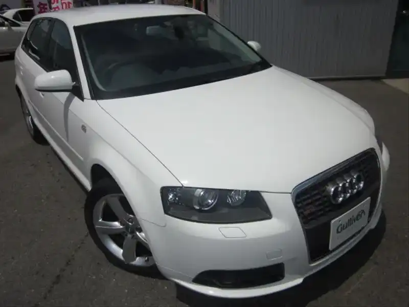 カタログ画像：Ａ３（A3） スポーツバック２．０ＴＦＳＩ 2006年7月 GH-8PBWA 2000cc アイビスホワイト 燃費12.4km / l  メイン（その他）