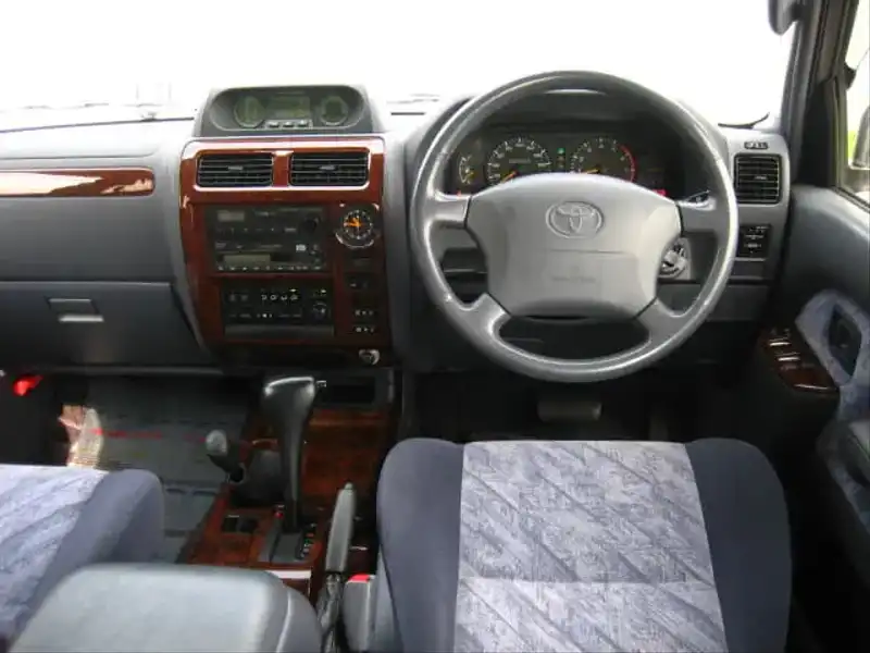 カタログ画像：ランドクルーザープラド（LAND CRUISER PRADO） ＴＺ 1998年1月 KD-KZJ95W 3000cc クリスタルシルバーパールメタリック 内装