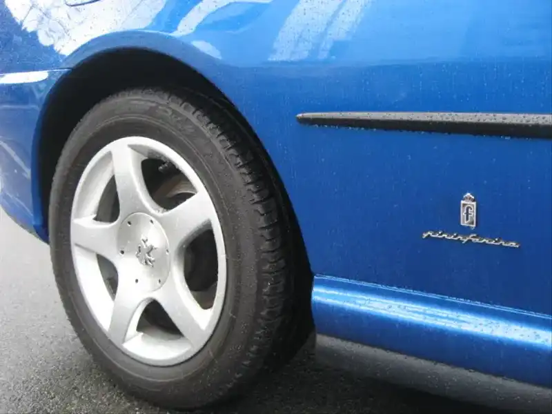 カタログ画像：４０６（406） クーペ 2000年4月 GF-D9CPV 3000cc ビザンス・ブルー タイヤ
