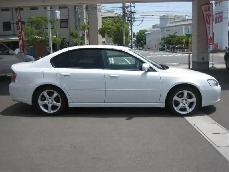 カタログ画像：レガシィＢ４（LEGACY B4） ２．０Ｒ 2006年5月 TA-BL5 2000cc サテンホワイト・パール 燃費13.0km / l  外装