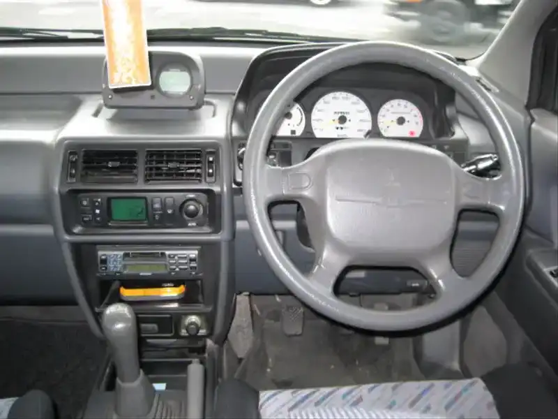 カタログ画像：ＲＶＲ（RVR） Ｘ２タイプＳ 1997年11月 GF-N61W 1800cc ピレネーブラック（Ｐ） 内装