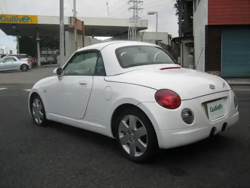 カタログ画像：コペン（COPEN） アクティブトップ 2002年6月 LA-L880K 660cc ホワイト 燃費15.2km / l  バック