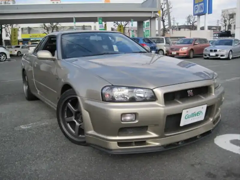 カタログ画像：スカイライン（SKYLINE） ＧＴ－Ｒ Ｍスペック 2001年5月 GF-BNR34 2600cc シリカブレス（ＲＰＭ）（スーパーファインハードコート） 燃費8.1km / l  メイン