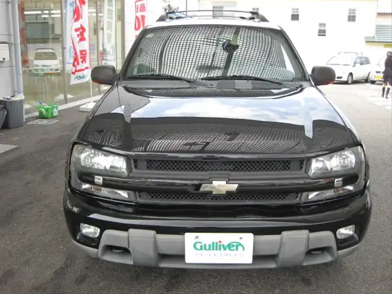 カタログ画像：シボレートレイルブレイザー（CHEVROLET TRAILBLAZER） ＥＸＴ ＬＴＺ 2004年1月 GH-T370V 5300cc オニキスブラック 燃費6.0km / l  フロント