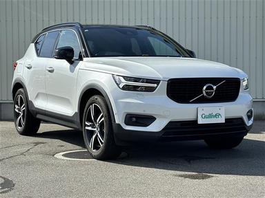 ボルボ ＸＣ４０ B5 AWD Rデザイン