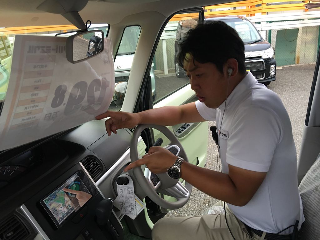 福島県郡山市 ミニクル安積店 軽自動車 軽のナビってどんなの？。車