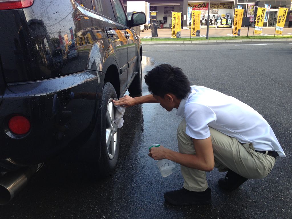 福嶌くん 洗車 車買取販売ならガリバー新潟竹尾店のスタッフのつぶやき 中古車のガリバー