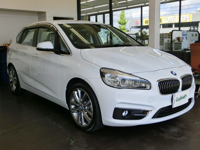 BMW218.JPG